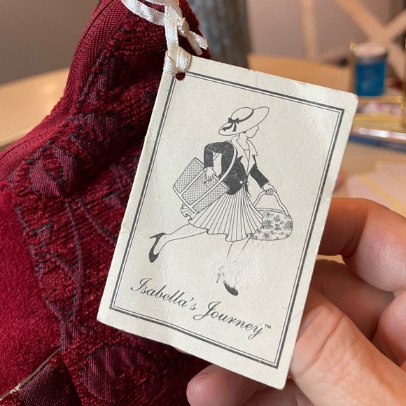 NWT Isabella’s Journey red tapestry bag - Picture 11 of 15